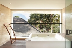 Quad Whirlpool Suite Room